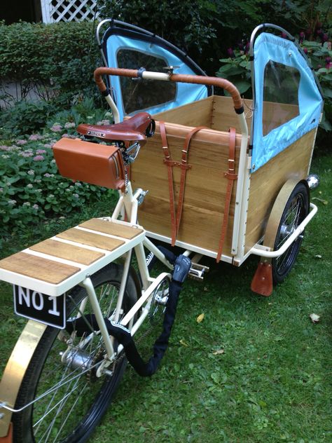 Vintage Christiania Bike - Design Nicolai Broby Eckert Christiania Bike, Bike Technology, Mobile Store, Cargo Bike, Bike Design, Cool Bikes, Baby Strollers, Baby Gifts, Bicycle