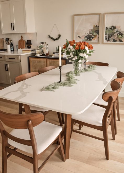 Small Dining Room Tables And Chairs, Rectangle Dining Table In Small Space, 6 Person Dining Table Small Space, Small Dining Area Ideas Modern, Small Boho Dining Room, Condo Dining Room Ideas, Boho Modern Dining Room, Dining Room White Table, Nyc Dining Room