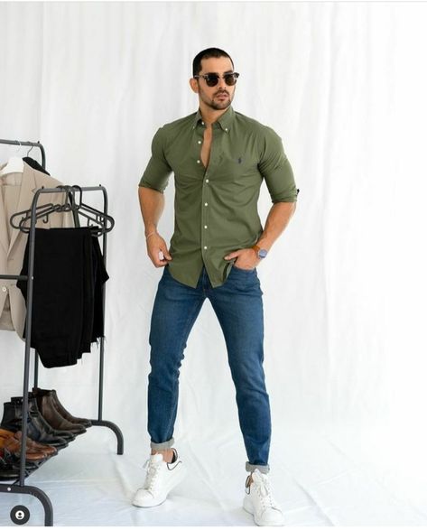 casual outfits for men Olive Green Shirt Outfit, Gray Shirt Outfit, Casual Shirts Outfit, Green Shirt Outfits, Polo Outfit Men, Casual Outfits For Men, Green Shirt Men, Sweater Outfits Men, Jeans Outfit Men