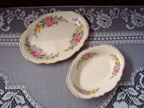 "Lovely vintage set of 2 serving platter & oval bowl by Homer Laughlin.  In the Virginia Rose pattern.  Lovely pink florals on eggshell beige china with gold trim on its scalloped edges.  Very good vintage condition. Made in USA Measurements are: Platter: 11.5\" x 8 5/8\" at widest point x 1\" deep Oval bowl: 9 1/8\" x 6.75\" at widest point x 2\" deep." Vintage Platters, Christmas China Patterns, Homer Laughlin Dishes, Valuable Beanie Babies, Vintage Lampshades, Vintage Dishware, Green China, Old Plates, Pretty Dishes