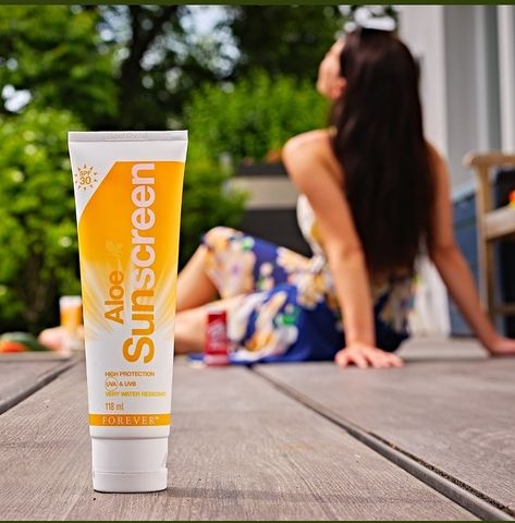 Forever Aloe Sunscreen, Aloe Sun Screen Forever Living, Aloe Sunscreen Forever Living, Aloe Sunscreen, Forever Living Aloe Vera, Superhero Workout, Forever Products, Forever Business, Forever Aloe