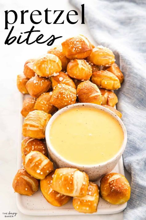 This homemade Pretzel Bites recipe makes the BEST German-style soft pretzel bites - easy to make with basic ingredients - no lye required! Pretzels Bites Recipe, Quick Soft Pretzel Recipe, Bavarian Pretzel Bites, Homemade Pretzels Soft, Pretzel Dough Recipe, Soft Pretzel Recipe Easy, Easy Soft Pretzel Recipe, Soft Pretzels Easy, Easy Pretzel Bites