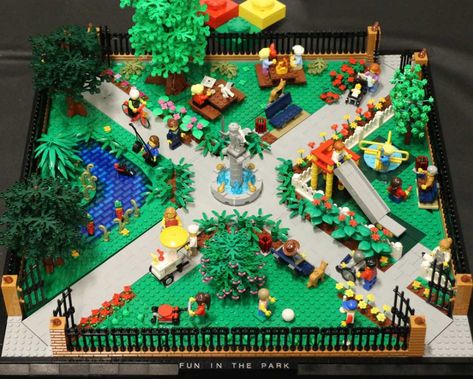 Lego Park, Lego Zoo, Lego Christmas Village, Lego Tree, Lego Christmas, Lego Display, Lego Diy, Lego Activities, Lego Modular