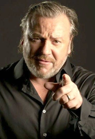 Ray Winstone, Young Johnny Depp, Actors Male, Aquarius Men, Hot Actors, British Actors, Interesting Faces, Male Face, Comedians