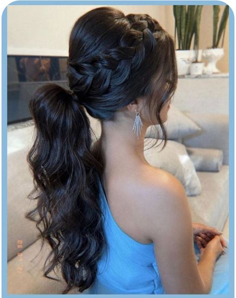 Hairstyle For Quinceanera Mom, Long Hair Styles For Photoshoot, Quinceanera Hairstyles Ponytail, Ponytail Hairstyles For Bride, Elegant Hair Styles For Long Hair Length, Prom Hairstyles Round Face, Hairdos For Long Hair Formal, Formal Hairstyles For Prom, Event Updo