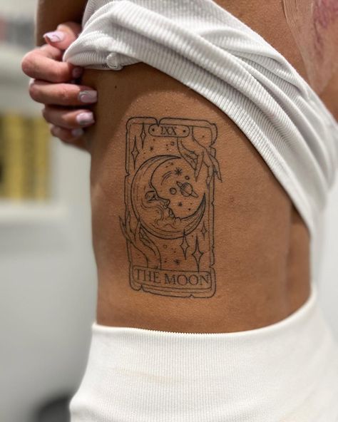 Perfectly healed tarot card 🌜✨ #tattoo #tarotcards #tarot #tarottattoo #tarotcardtattoo #sidetattoo #healedtattoo #moontattoo… | Instagram Simple Hand Tattoos, Earthy Tattoos, Stomach Tattoos Women, Tarot Card Tattoo, Tarot Tattoo, Card Tattoo Designs, Special Tattoos, With Tattoo, Original Tattoos