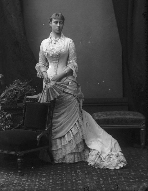 Princess Victoria of Hesse and by Rhine, Later Marchioness of Milford Haven.  She was the granddaughter of Queen Victoria through her daughter Alice.  She was the maternal grandmother of Prince Philip.  She cared for him after his father abandoned the family and his mother was institutionalized. Victoria Of Hesse, Princesa Elizabeth, Queen Victoria Prince Albert, Greek Royal Family, Princess Alice, German Women, Princess Elizabeth, 19th Century Fashion, Imperial Russia