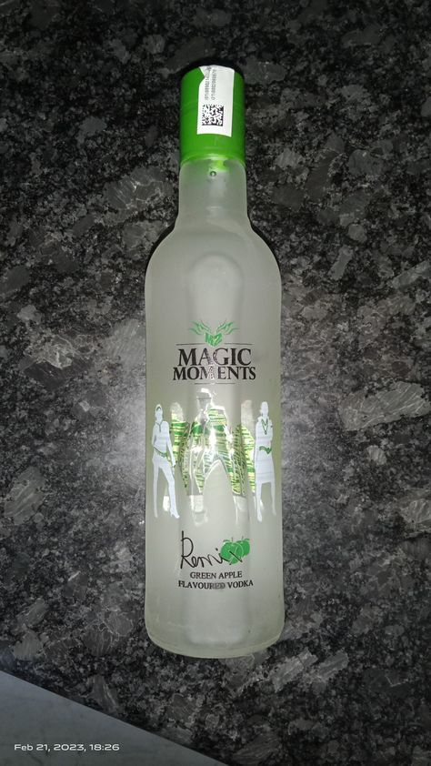 Magic Moments Vodka Bottle Snapchat, Vodka Snapchat Stories, Magic Moments Vodka Snap, Alcohol Fake Snap, Drinking Snap, Magic Moments Vodka, Alcohol Snap, Drinks Snap, Beer Image