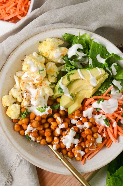 Buffalo Chickpea Bowl Buffalo Chickpeas, Chickpea Bowl, Buffalo Chickpea, Cauliflower Buffalo Wings, Romaine Salad, Vegan Ranch, Crispy Chickpeas, Bbq Sauce Recipe, Roasted Chickpeas