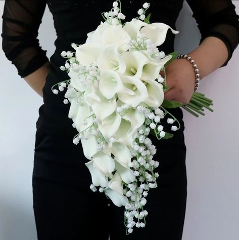 Cascading White Calla Lilly & Baby Breaths Floral Wedding Bouquet. Calla Lillies Bouquet, Bell Orchid, Lily Bridal Bouquet, Lilies Of The Valley, Calla Lily Wedding, Cascading Bridal Bouquets, Calla Lily Bouquet, Wedding Bouquets Bride, Bridal Bouquet Flowers