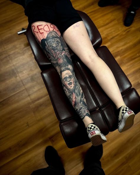 Gothic Tattoos, Full Leg Tattoos, Choose Her, Movie Tattoos, Wicked Tattoos, Scary Tattoos, Black Girls With Tattoos, Chest Piece Tattoos, Tattoos For Black Skin