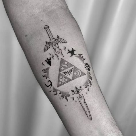 Legend If Zelda Tattoo, Link Zelda Tattoo Ideas, Crazy Tattoo Designs, Link And Zelda Tattoo, Triforce Tattoo Design, Tattoo Ideas Gaming, Hyrule Tattoo, Loz Tattoo Ideas, Simple Zelda Tattoo