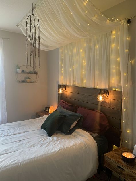 Canopy For Bed, Diy Seng, Wall Canopy, Beautiful Bed Designs, Canopy Bed Diy, Canopy Bedroom, Fairy Lights Bedroom, Redecorate Bedroom, Room Makeover Bedroom