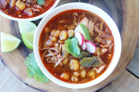 Pork Posole Pozole Recipe Pork, Slow Cooker Posole, Pasole Recipe, Pork Posole, Chicken Pozole, Posole Recipe, Pozole Recipe, Crockpot Pork, Easy Pork