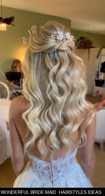 WONDERFUL BRIDE MAID  HAIRSTYLES IDEAS #blondehairs Maid Hairstyles, Old Money Hair, Money Hair, Prom Hairstyle Ideas, Prom Braid, Hairstyle For Prom, Cute Bride, Formal Hairstyles For Long Hair, Edgy Pixie Cuts