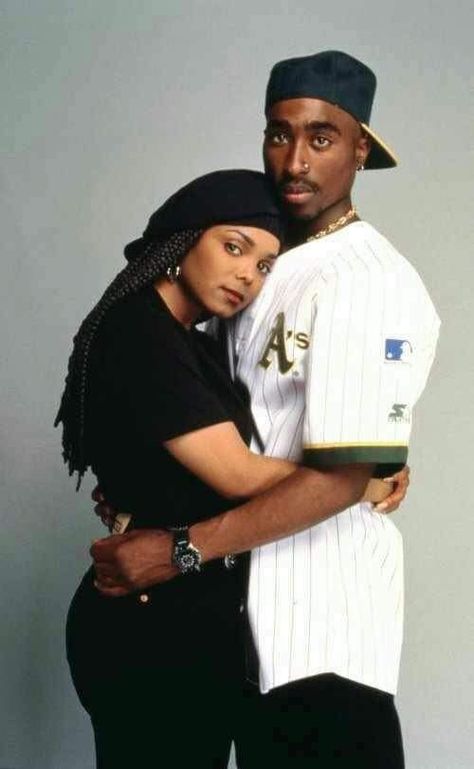 This photoshoot of Tupac Shakur and Janet Jackson comes from what 1993 movie? POETIC JUSTICE 90s Couples, Jo Jackson, Looks Hip Hop, Tupac Pictures, Poetic Justice, Black Couples Goals, 90s Hip Hop, Tupac Shakur, The Jacksons