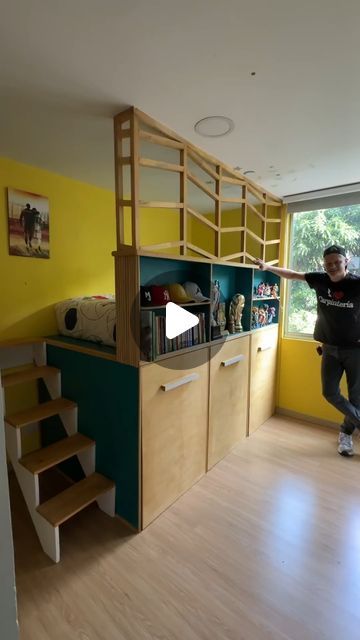 Tiny House inspiration 🏠 on Instagram: "Contemplating tiny house living? Check out this space-saving bed, closet, and home office setup for some inspiration! 🏡✨

🎥 by @hagalo_en_casa

#shippingcontainerhomes #sustainableliving #affordablehousing #aframecabin #containerhome #containerhouse #tinyliving #interioroftheday #kitchendesign #offgridliving #tinycabin #tinyhome #aframeliving #tinyhouse #tinyhousebuild #tinyhousedesign #tinyhouselife" Loft Bed Ideas For Small Rooms, Small Boys Bedrooms, Space Saving Furniture Bedroom, Small Kids Room, Space Saving Beds, Boy Bedroom Design, Tiny House Inspiration, Dye Ideas, Kids Room Inspiration