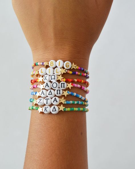 Some more looks of our new sorority bracelets! Add one to your bracelet stack! Sorority Bracelets Diy, Sorority Bracelets, Bracelets Diy, Bead Bracelets, Bracelet Stack, Diy Bracelets, Sorority, Beaded Bracelets, Bracelet