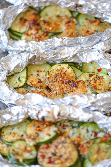 Zucchini Parmesan Foil Packets - Damn Delicious Zucchini Parmesan, Foil Pack Dinners, Foil Packet Dinners, Foil Pack Meals, Foil Dinners, Foil Packs, Easy Grilling Recipes, Foil Packet Meals, Easy Grilling