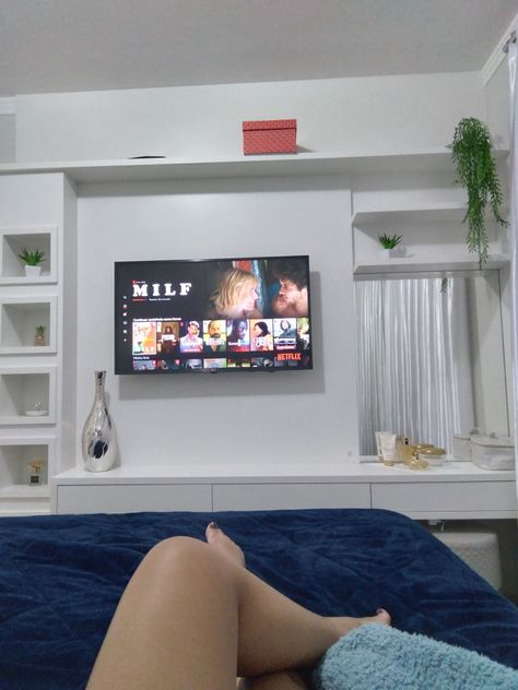 Tv On Bedroom Wall, Tv Wall Decor Bedroom Small Spaces, Tv On Wall In Bedroom, Small Bedroom With Tv, Small Teenage Bedroom, Bedroom Ideas For Small Rooms Diy, Bedroom Tv, Living Room Door, Dream Apartment Decor