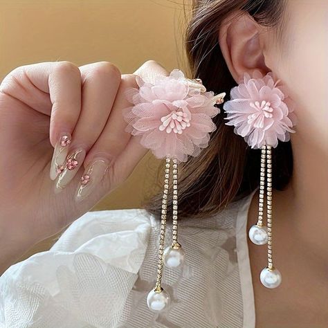 Flower Jewelry Designs, Diy Earrings Easy, Diy Hair Accessories Ribbon, Sewing Collars, Fabric Earrings, Luxury Earrings, Gold Jewelry Simple, Earring Charms, Bridal Gold Jewellery Designs