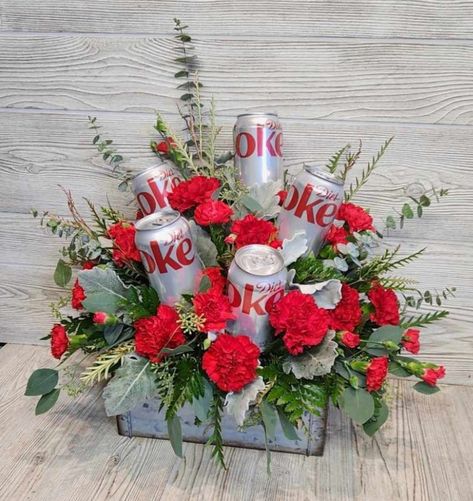 Diet Coke was the centerpiece of this fresh cut arrangement made with Ted narrations, red mini carns, dusty miller & eucalyptus Diet Coke Bouquet, Diet Coke Party Theme, Diet Coke Party, Coke Bottle Crafts, Coke Can Crafts, Cola Cake, Bottle Centerpieces, Red Carnation, Coke Cola