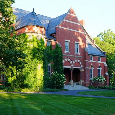 Part of the Seven Sisters, the Smith College Campus is a unique and interesting place to visit while in Northampton, Massachusetts. During spring it is especially pretty, so be sure to stop by and snap a photo or two! #LocallyMade #BuyLocal #SupportSmallBusiness #ShopSmallBiz #ShopLocally #NewEnglandLiving #NewEnglandLife #RareFinds #LocalSupport #NorthamptonMA #BuyLocalForLocals #MassachusettsLife #ConsciousShopping #MomAndPopShops #SevenSisters #SmithCollege #SmithCollegeCampus Northampton Massachusetts, The Seven Sisters, Smith College, Interesting Place, Seven Sisters, New England Travel, The Smith, Joe Cool, Buy Local