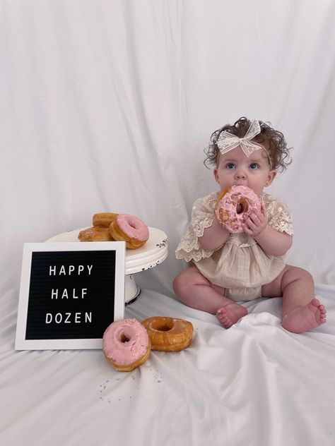 6 Month Milestone Picture Ideas, Baby Six Months Photography, Donut Half Birthday Pictures, 6 Months Milestones Pictures, Happy Half Dozen 6 Months, Donut Monthly Milestone Pictures, Girl 6 Month Shoot, Donut Milestone Pictures, 6 Month Donut Photoshoot