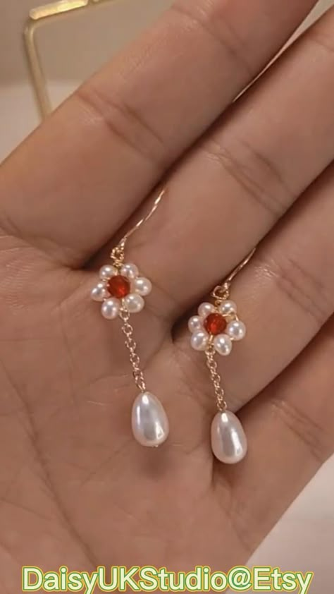 Handmade pearl earrings in 2022 | Handmade jewelry tutorials, Bridal jewelry diy, Diy jewelry videos Handmade Pearl Earrings, Diy Jewelry Videos, Anting Manik, Diy Jewelry Set, Diy Earrings Easy, Earrings Diy Handmade, Diy Wire Earrings, Diy Jewelry Earrings, Beaded Earrings Diy