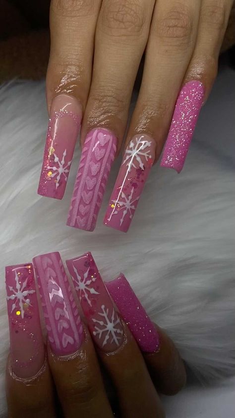 yyasminnails on Instagram: 💗💗💗 #nails💅 #pinknails💕 #longnails💅 #explorepage✨ #nailreels💅🏻✨ #yyasminnails #santarosanails Halloween Acrylic Nails, Winter Nails Acrylic, Colored Acrylic Nails, Short Square Acrylic Nails, Long Acrylic Nails Coffin, Acrylic Nails Coffin Pink, Christmas Nails Acrylic, Long Square Acrylic Nails, Unique Acrylic Nails