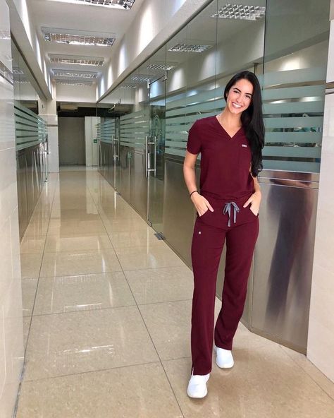 Cute Nurse Outfits, Scrubs Uniform Cute, Scrubs Fashion, Nurse Outfit Scrubs, Medical Scrubs Fashion, Nurse Outfit, Medical Scrubs Outfit, Nurse Scrubs, Stylish Scrubs