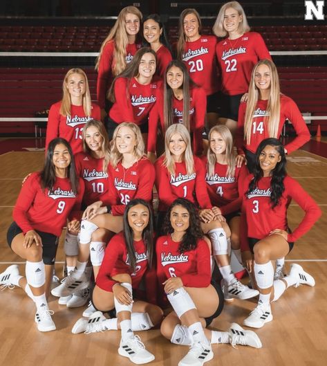 Husker Volleyball, Nebraska Volleyball, Nebraska Huskers, Dream College, Dream School, Nebraska Cornhuskers, World Of Sports, Nebraska, Volleyball