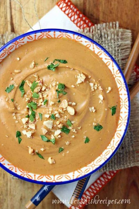 Vegetarian Dips, Butter Curry, Peanut Butter Curry, Chicken Marbella, Cranberry Sauce Thanksgiving, Asian Noodle Dishes, Peanut Sauce Recipe, Sweet And Sour Sauces, Thai Peanut Sauce