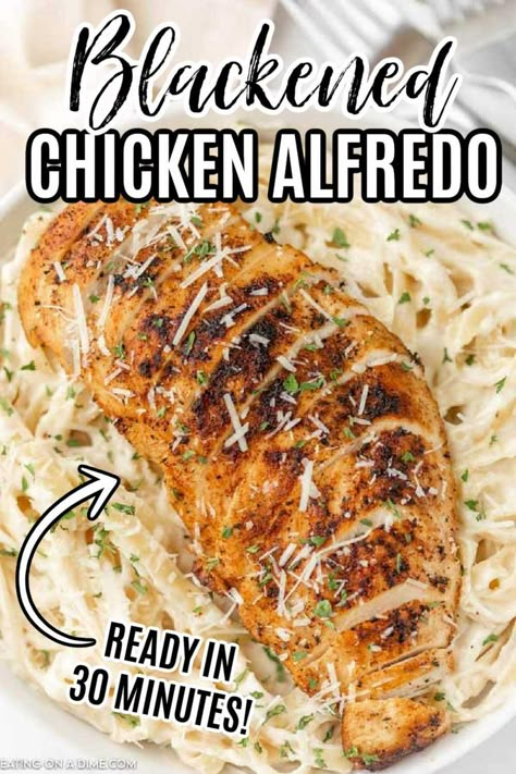 Chicken Breast Alfredo Recipes, Blackened Chicken Alfredo Pasta, Easy Blackened Chicken, Blackened Chicken Alfredo, Simple Chicken Alfredo Recipe, Blackened Chicken Recipe, Chicken Alfredo Recipe, Easy Pasta Recipe, Beef Pasta Recipes