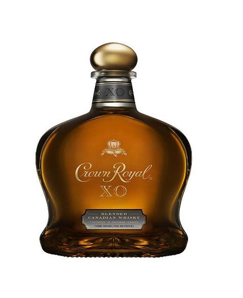 Crown Royal XO Blended Canadian Whisky | Flickr - Photo Sharing! Whisky Cocktail Recipes, Crown Royal Drinks, Whisky Cocktail, Whiskey Girl, Whisky Drinks, Whisky Cocktails, Whisky Bottle, Whiskey Drinks, Alcohol Bottles