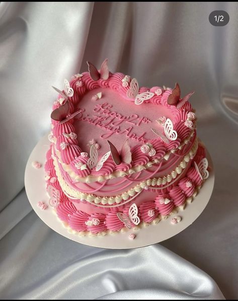 Pink And Purple Birthday Cake, Victorian Cakes, Purple Cakes Birthday, Purple Cake, Vintage Birthday Cakes, Pinterest Cake, Pretty Cake, Pink Birthday Cakes, Vintage Cakes