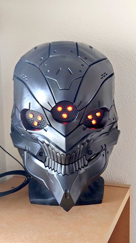 Robot Helmet Design, Mask Design Concept, Cool Masks Designs Ideas, Robot Head Design, Cyberpunk Mask Design, Robot Helmet, Sci Fi Mask, Robot Mask, Cyberpunk Mask