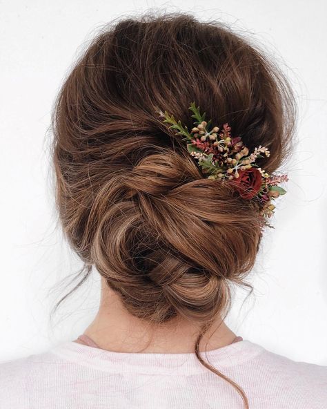 Updo Loose, Wedding Hairdos, Intricate Braids, Loose Wedding Hair, Wedding Hair Up, Floral Hair Pieces, Sleek Updo, Hairdo Wedding, Perfect Hairstyle