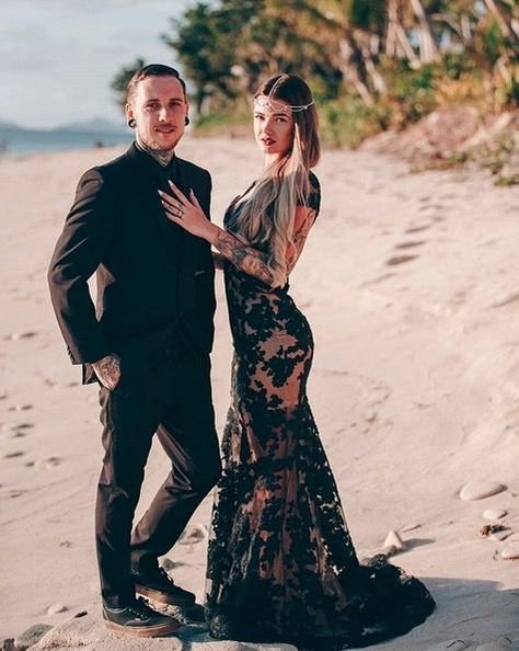 The 'black can even work for the beach' dress - CosmopolitanUK Halloween Wedding Dresses, Non White Wedding Dresses, Gothic Wedding Dress, Dresses Unique, Goth Wedding, Dark Wedding, Cream Wedding, Fabulous Wedding, Wedding Dresses For Girls