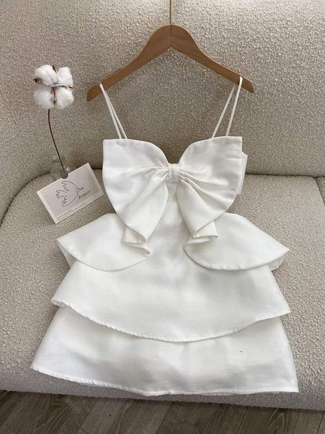 White Birthday Dresses, Prom Dresses Mini, White Birthday Dress, Fest Temaer, Short Prom Dresses, Looks Party, Short Homecoming Dress, Grad Dresses, Short Prom