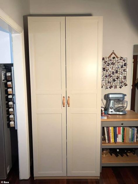 Woman converts an IKEA wardrobe into a VERY well organised pantry | Daily Mail Online Dressing Design Ideas, Pantry Cabinet Ikea, Ikea Kitchen Pantry, Modern Bedroom Wardrobe Ideas, Diy Pantry Cabinet, Apartment Pantry, Organised Pantry, Ikea Cupboards, Pantry Hacks