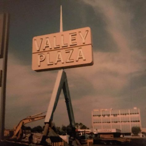 The old Valley Plaza in El Centro with the KXO building in the background. Black Roots Red Hair, Imperial Valley, Book Vibe, Imperial County, Imperial Hotel, Black Roots, California History, Gongs, Trailer Park