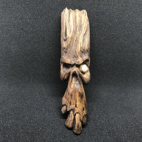 Carving Faces In Wood, Wood Monster Art, Skull Wood Carving, Witch Stick, Wood Spirits Carving, Wood Spirits Carving Pattern, Wood Spirit Carving, Carved Wood Spirits, Tiki Faces