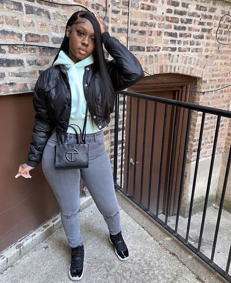 Jumpsuit With Crocs, Leather Jean Outfits, Grey Jumpsuit Outfit Black Women, Cute Outfits With Jeans, Cold Outfits, Cute Swag Outfits, Baddie Outfits Casual, Dressy Outfits