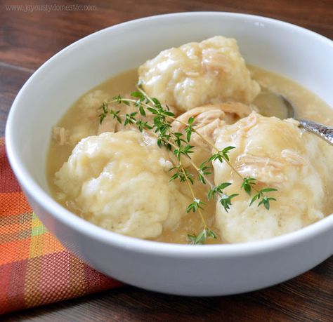 Enjoy this hearty, comforting, broth-y dish that is chocked full of tender chicken and fluffy, light dumplings. Fluffy Dumpling Recipe, Chicken And Dumplin Recipe, Dumplin Recipe, Homemade Dumplings Recipe, Autumn Meals, Drop Dumplings, Chicken N Dumplings, Chicken Dumplings Recipe, Buttery Mashed Potatoes