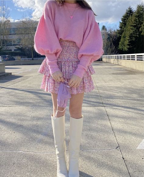 Outfits Quotes, Look Rose, Looks Pinterest, Trendy Dress Outfits, Valentine's Day Outfit, Outfits Spring, White Boots, Pink Outfits, Really Cute Outfits