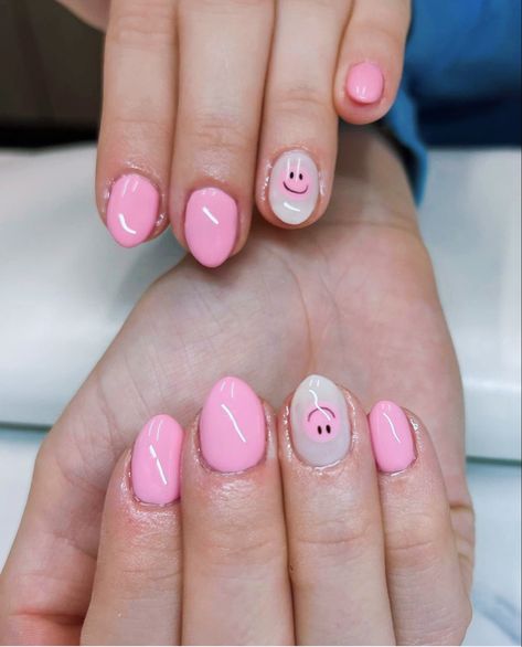 Shortest Nails In The World, Smiley Nails Pink, Preppy Nails With Smiley Face, East Cute Nail Designs, Short Almond Nails Smiley Face, Kiddie Nail Design, Cute Short Nail Designs Pink, Simple Nail Designs Short Nails Summer, Cute Nails For Kids 9-10 Gel