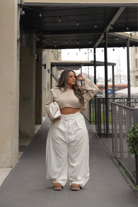 Shop Cool Harbor Wide-Leg Pants and other curated products on LTK, the easiest way to shop everything from your favorite creators. Feminine Plus Size Outfits, Curvy Street Style, Ramadan Quran, Mid Size Outfits, Plus Size Baddie Outfits, Mid Size Fashion, Plus Size Outfit, Causal Outfits, Outfit Fall