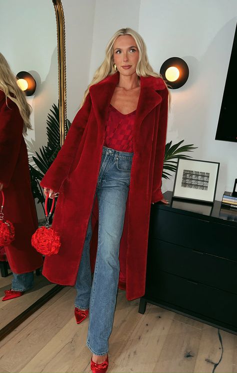 Miss Tiffy Fur Jacket ~ Red Faux Fur Winter Colorful Outfits, Red Fall Outfits, Red Winter Outfits, Red Accessories Outfit, Red Fur Jacket, Winter Fashion Week, Christmas Holiday Outfits, Red Winter Jacket, Red Jacket Outfit