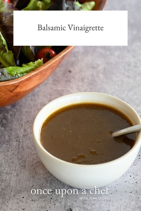 Kinds Of Green, Balsamic Salad, Best Salad Dressing, Balsamic Vinaigrette Recipe, Homemade Balsamic Vinaigrette, The Best Salad, Dressing Salad, Salad With Balsamic Dressing, Chicken Salads